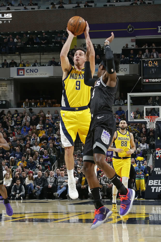 望在欧冠赛 望在欧冠赛