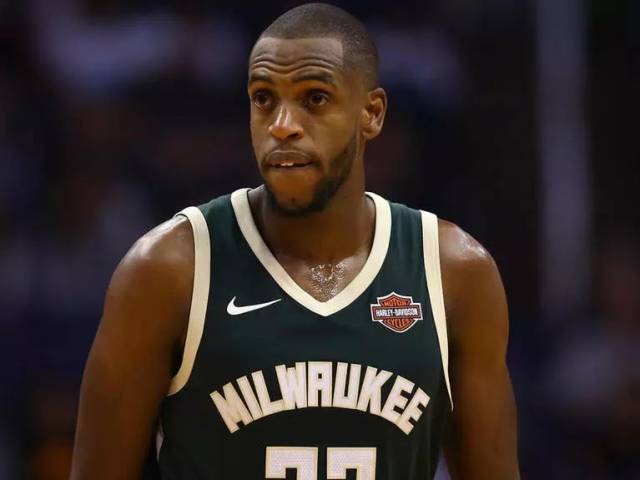 幾乎百發百 幾乎百發百